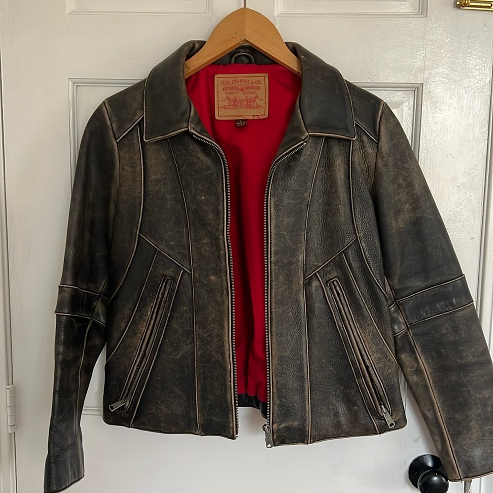 Rare Vintage 100% Leather Jacket by Levi’s